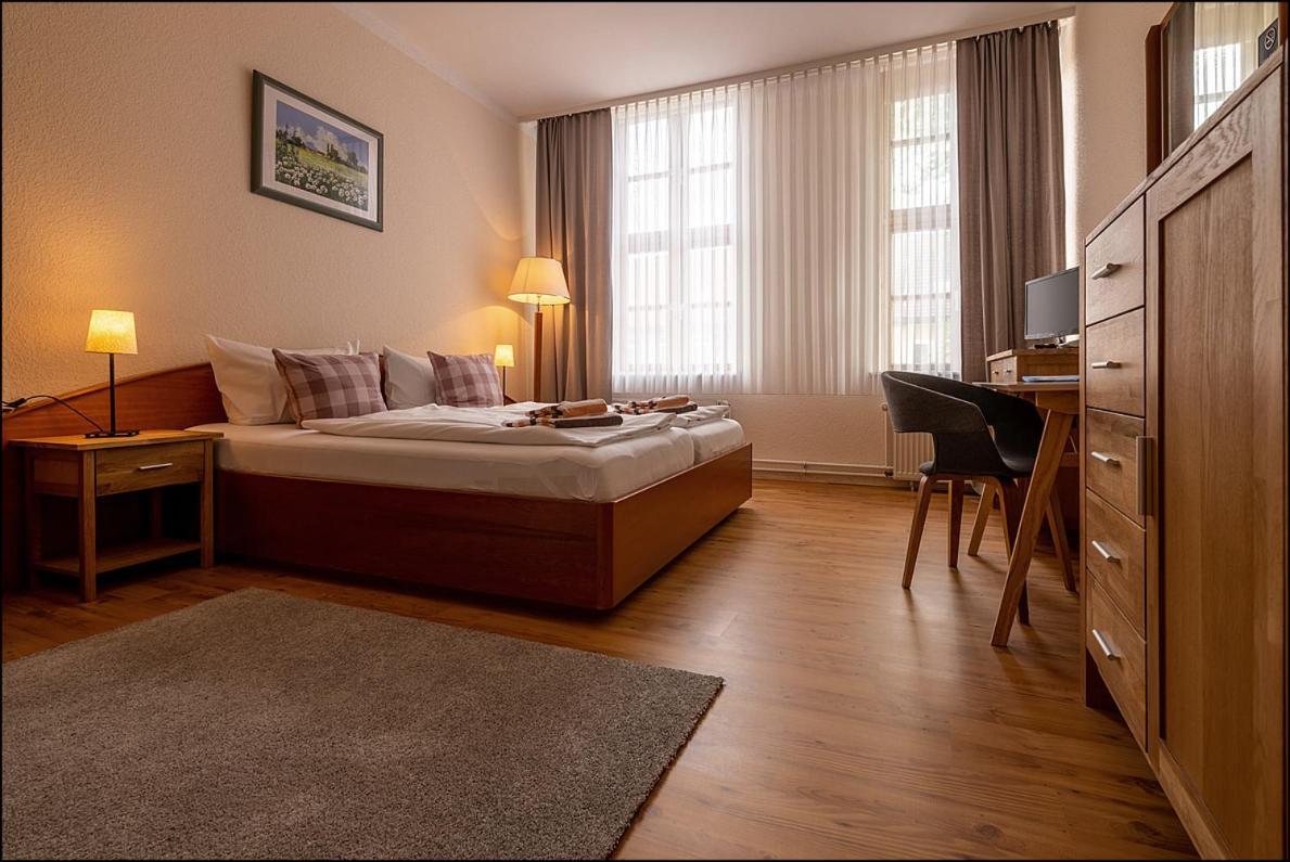 Markt Eins Gaestezimmer Schoppenstedt Ngoại thất bức ảnh